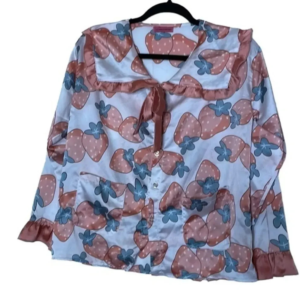 𝅺PINK Victoria Secret‎ Strawberry Blouse